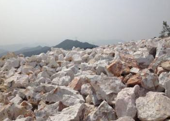 叶腊石在陶瓷坯中作用,叶腊石粉碎机