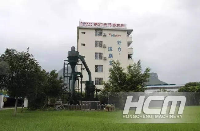 桂林鸿程800目方解石超细磨粉机 桂林鸿程800目方解石超细磨粉机