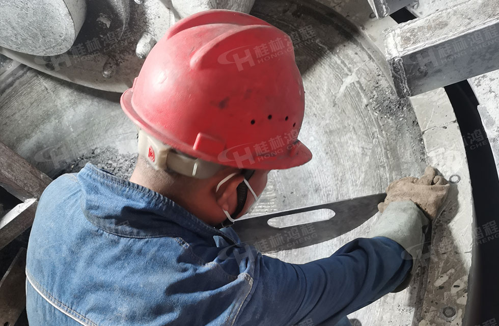 点赞！鸿程榜样！无惧炙烤，追求卓越，实现服务“超预期”