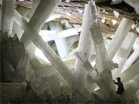 石膏雷蒙磨粉机