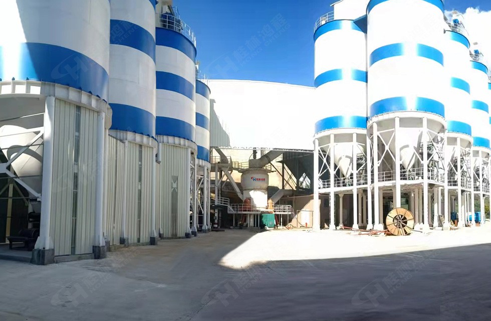鸿程碳酸钙矿石立磨福建客户项目案例：HLM2400立磨机生产碳酸钙产量